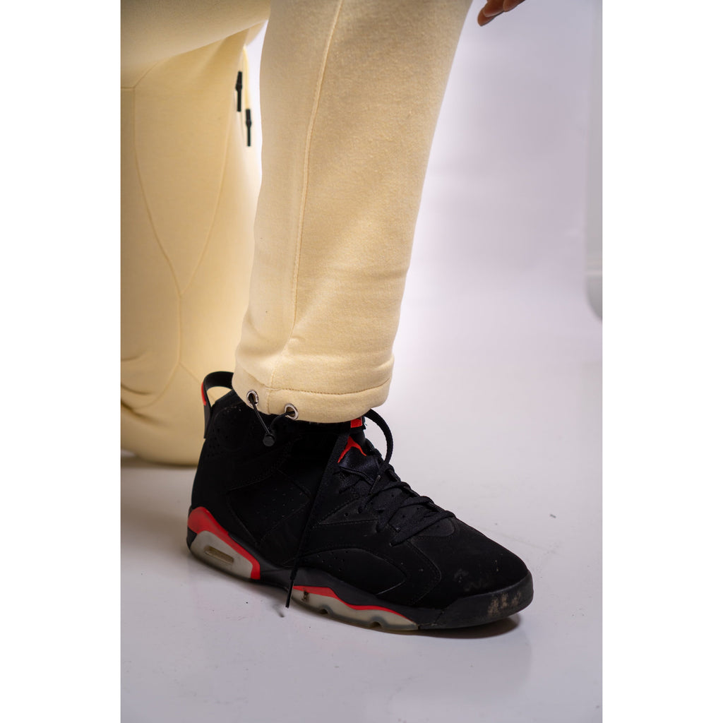 Leo Gold Tech Joggers